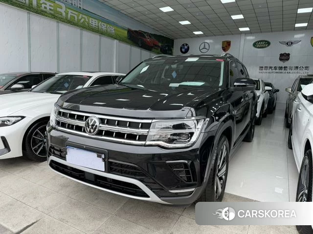 Volkswagen Tourang 2024 Черный из Китая, фото 5