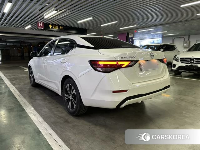 Nissan Xuan Yi 2022 Белый из Китая, фото 5
