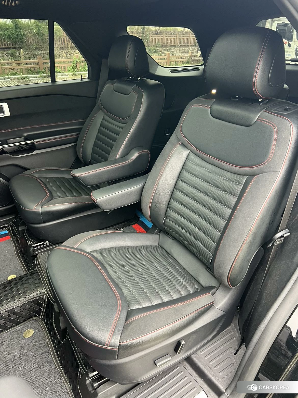 Ford Explorer 2022 Черный из Китая, фото 5