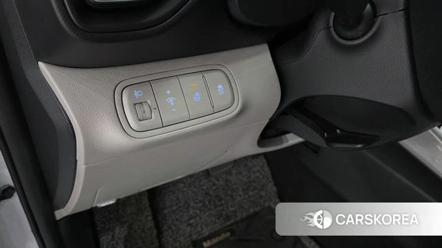 Hyundai Venue 2023 Белый из Кореи, фото 5