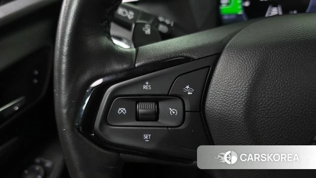 Chevrolet (GM Daewoo) Bolt EUV 2023 Песочный из Кореи, фото 5