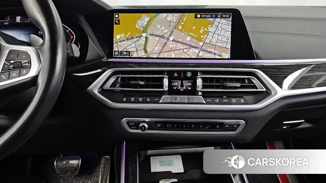 BMW X7 (G07) 2021 Черный из Кореи, фото 5