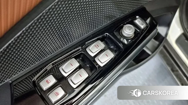 Ssangyong Tivoli Armor 2019 Белый из Кореи, фото 5