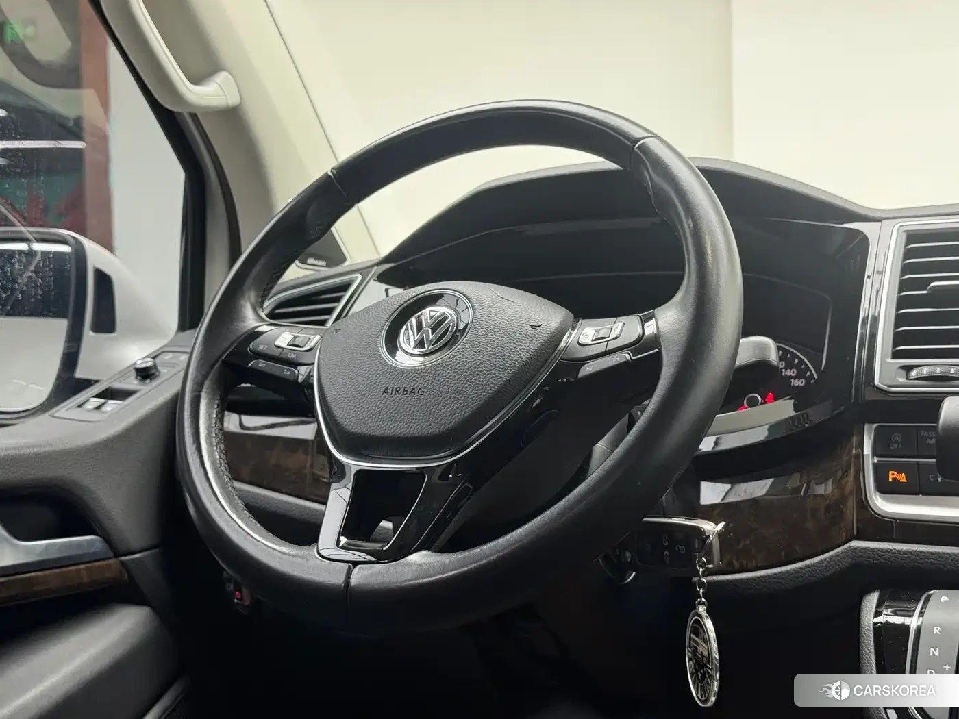 Volkswagen Multivan 2018 Белый из Китая, фото 5