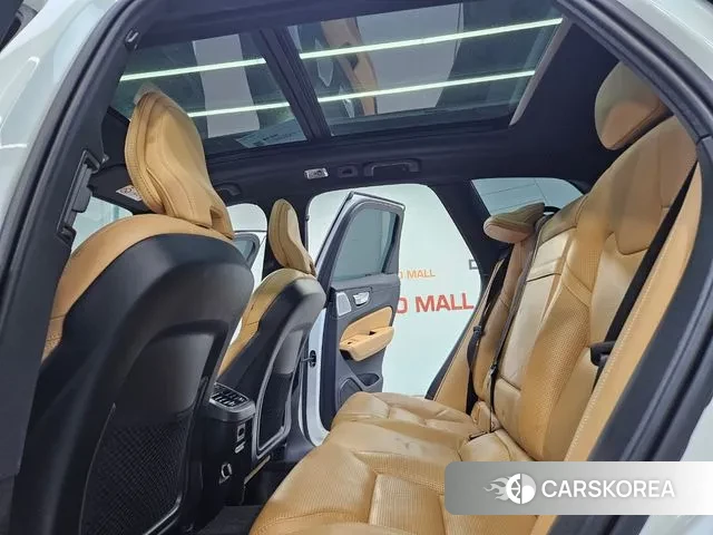 Volvo XC60 second Generation 2019 Белый из Кореи, фото 5