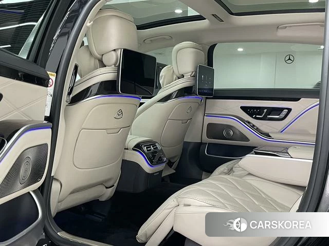 Mercedes-Benz Maybach S-class 2024 Черный из Китая, фото 5