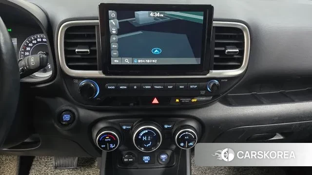 Hyundai Venue 2021 Серебряный из Кореи, фото 5