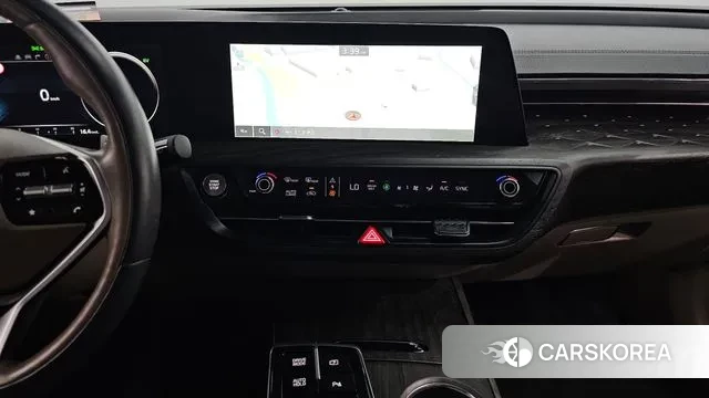 Kia K8 Hybrid 2023 Белый из Кореи, фото 5