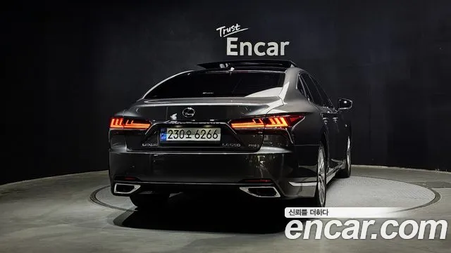 Lexus LS500 5th generation id 2690102 из Кореи 5