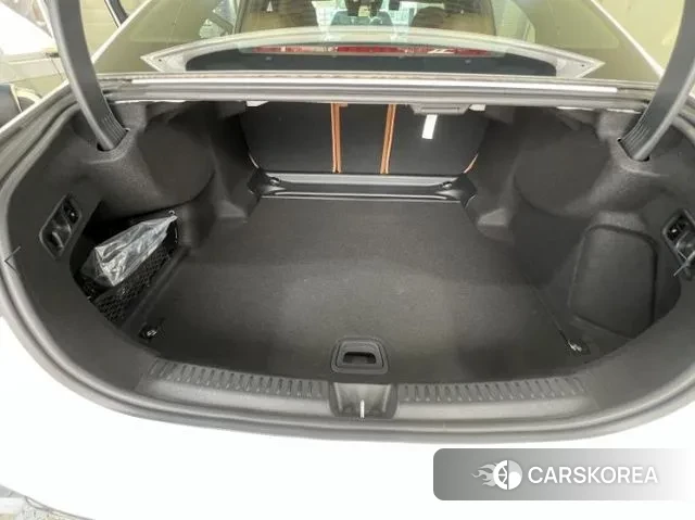 Mercedes-Benz E-Class W214 2024 Белый из Кореи, фото 5