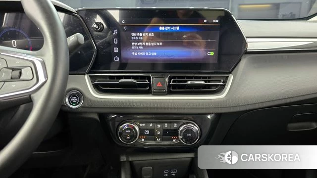 Chevrolet (GM Daewoo) The New Trail Blazer 2023 Черный из Кореи, фото 5