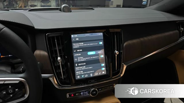 Volvo S90 2023 Белый из Кореи, фото 5