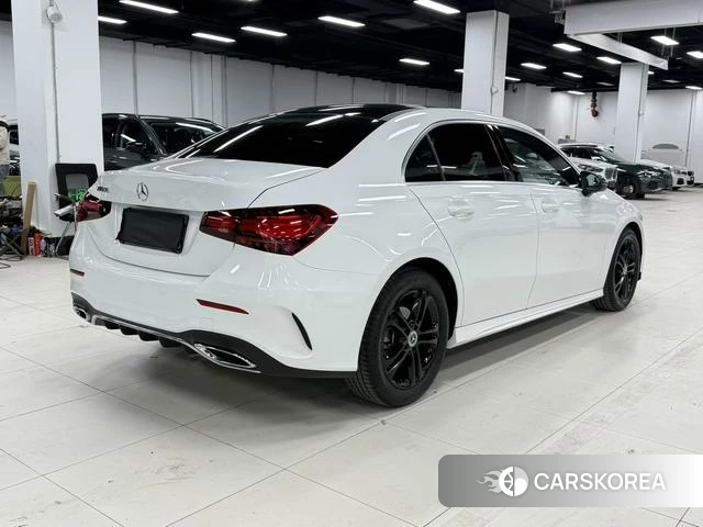 Mercedes-Benz Class A 2023 Белый из Китая, фото 5
