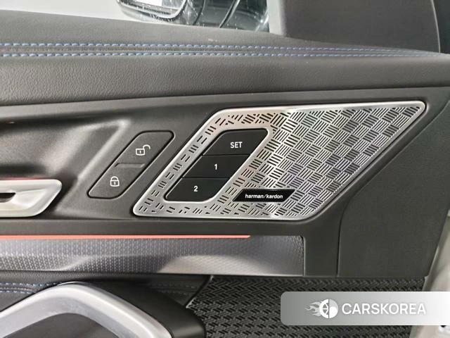 BMW iX1 2025 Белый из Китая, фото 5