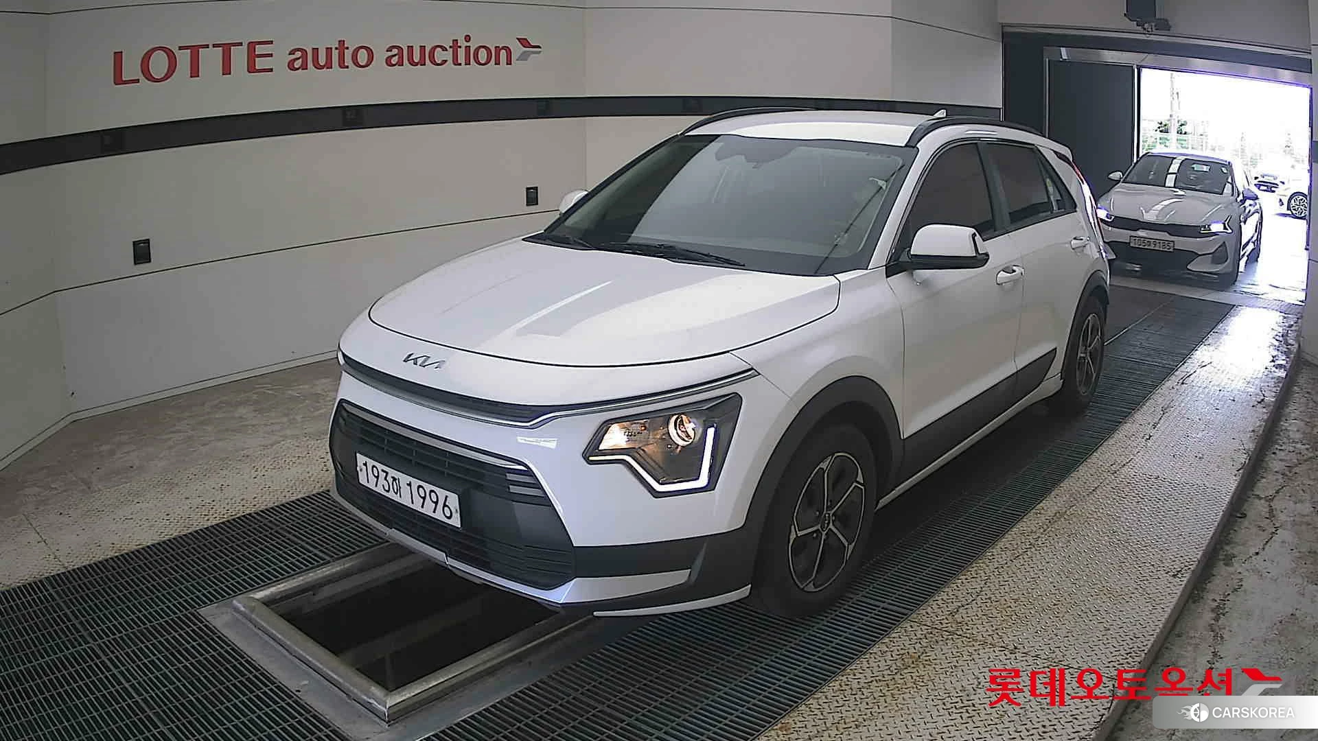 Kia Niro Hybrid 2022 Snow White Pearl (optional) из Кореи, фото 5