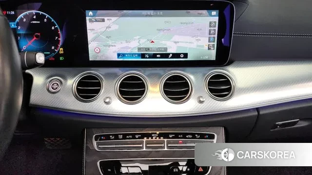 Mercedes-Benz E-Class W213 2021 Черный из Кореи, фото 5