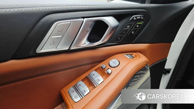 BMW X7 (G07) 2025 Белый из Кореи, фото 5