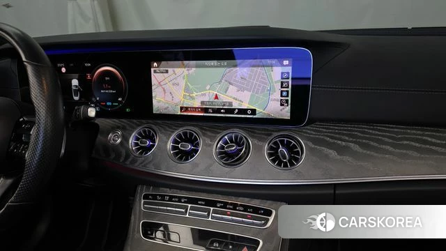 Mercedes-Benz E-Class W213 2021 Белый из Кореи, фото 5