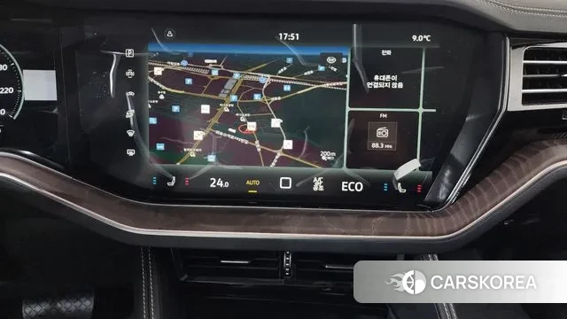 Volkswagen Touareg 3rd generation 2025 Черный из Кореи, фото 5