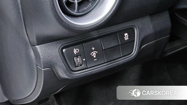 Kia The New K3 2nd generation 2022 Белый из Кореи, фото 5