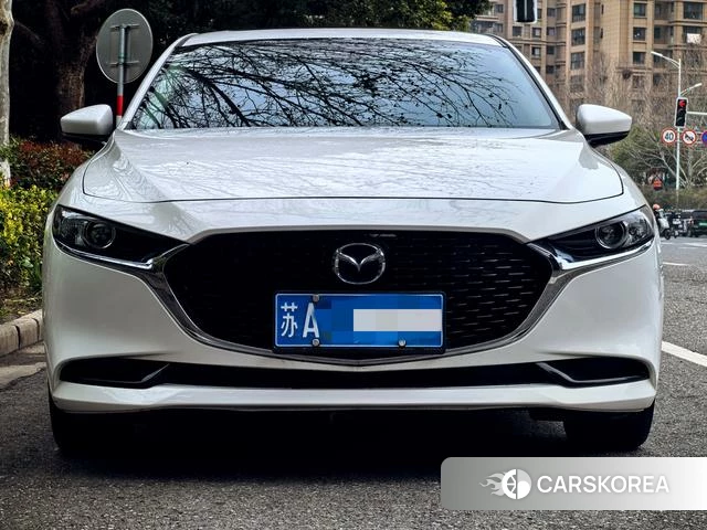 Mazda 3 Angkesaila 2023 Белый из Китая, фото 5