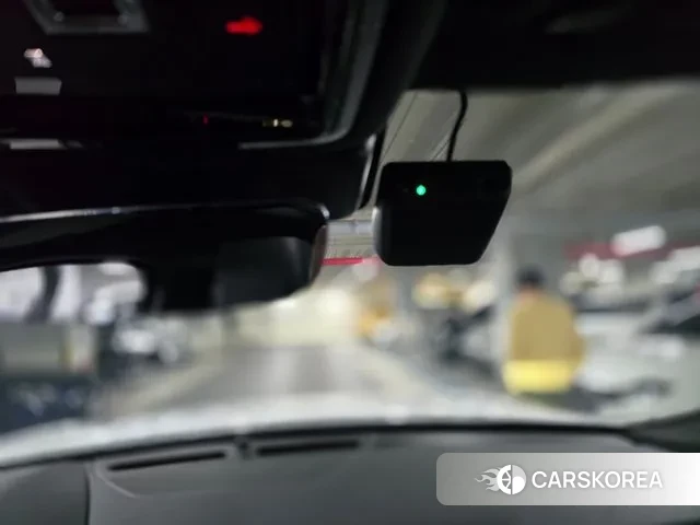 Land Rover Range Rover Velar 2023 Белый из Кореи, фото 5