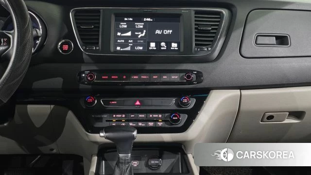 Kia The New Carnival 2019 Черный из Кореи, фото 5
