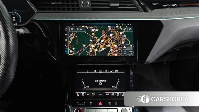 Audi e-Tron 2022 Белый из Кореи, фото 5