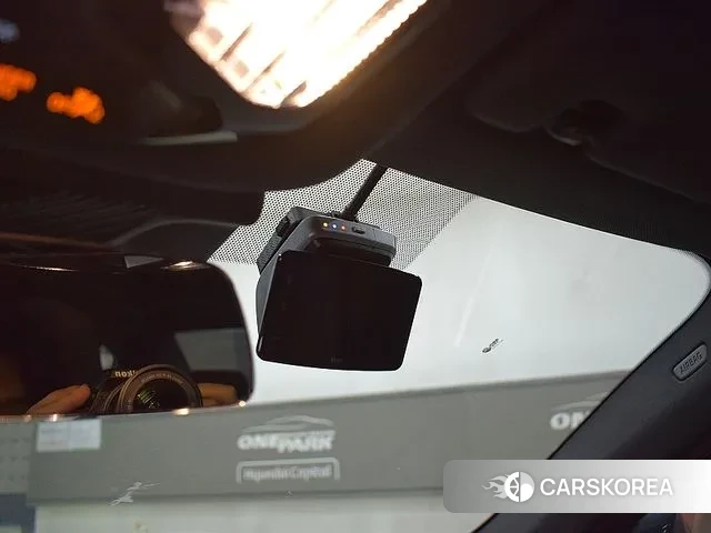 BMW 5 Series (G60) 2024 Серый из Кореи, фото 5