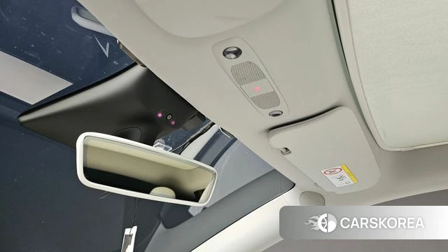Tesla Model Y 2024 Белый из Кореи, фото 5