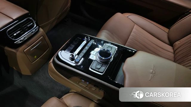 Genesis G90 id 4459169 из Кореи 5