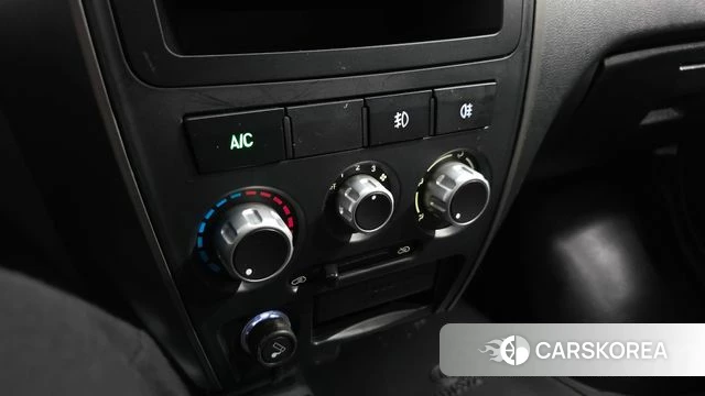 Dongfeng Socon C35 2018 Белый из Кореи, фото 5