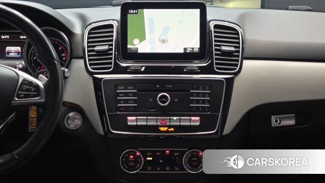 Mercedes-Benz GLE - Class W166 2018 Белый из Кореи, фото 5