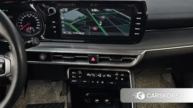 Kia K5 3rd generation 2022 Белый из Кореи, фото 5