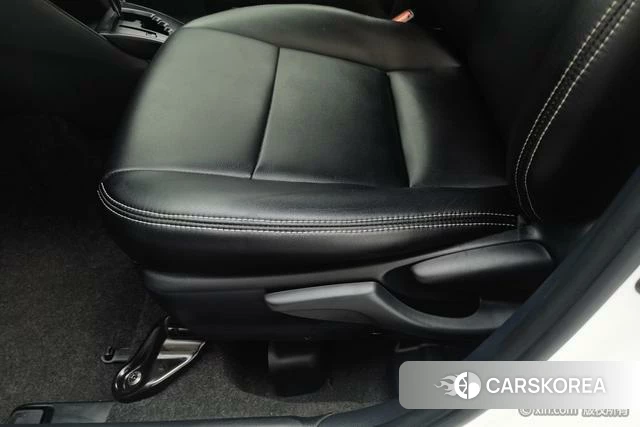 Toyota YARIS L Zhixuan 2021 Белый из Китая, фото 5