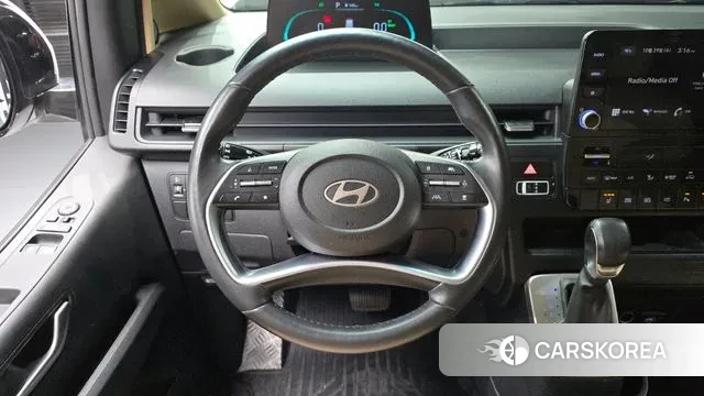 Hyundai Staria 2024 Белый из Кореи, фото 5