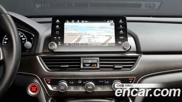 Honda Accord 10th Generation 2018 Серебряный из Кореи, фото 5