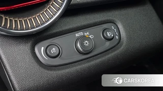 Chevrolet (GM Daewoo) Trax Crossover 2024 Черный из Кореи, фото 5