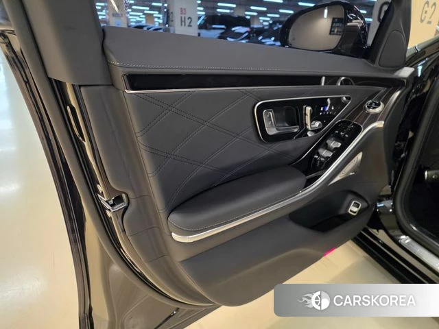 Mercedes-Benz S-Class W223 2025 Черный из Кореи, фото 5