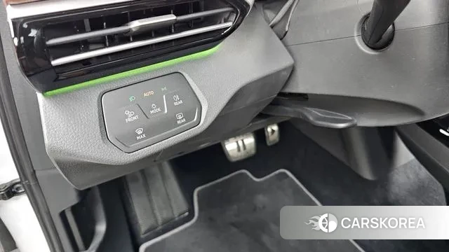 Volkswagen ID.4 2022 Белый из Кореи, фото 5