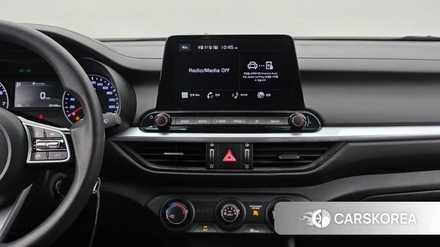 Kia The New K3 2nd generation 2023 Белый из Кореи, фото 5