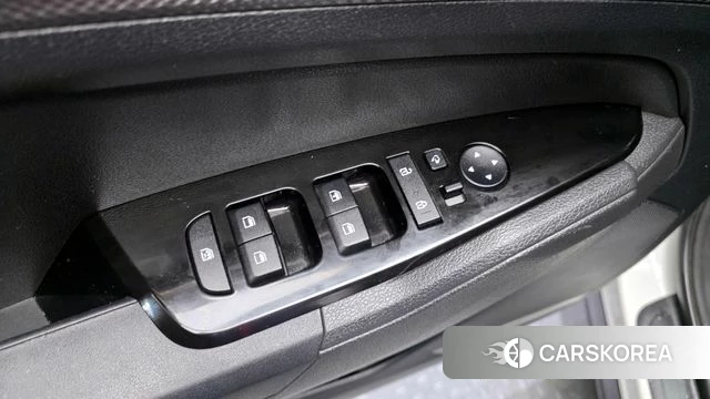 Kia Sportage 5th Generation 2022 Белый из Кореи, фото 5