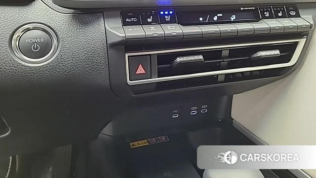 Toyota Camry (XV80) 2025 Белый из Кореи, фото 5