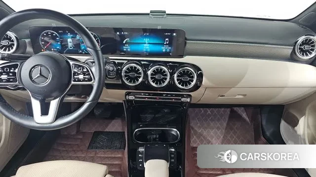 Mercedes-Benz A-Class W177 2021 Белый из Кореи, фото 5