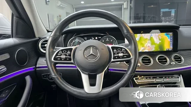 Mercedes-Benz E-Class W213 2020 Серебристо-серый из Кореи, фото 5