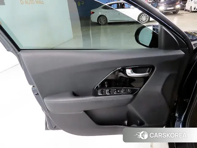 Kia Niro 2018 Синий из Кореи, фото 5