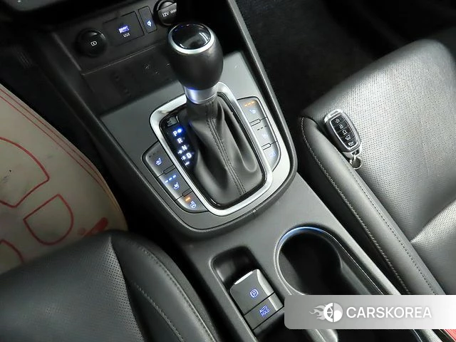 Hyundai The New Kona Hybrid 2022 Белый из Кореи, фото 5