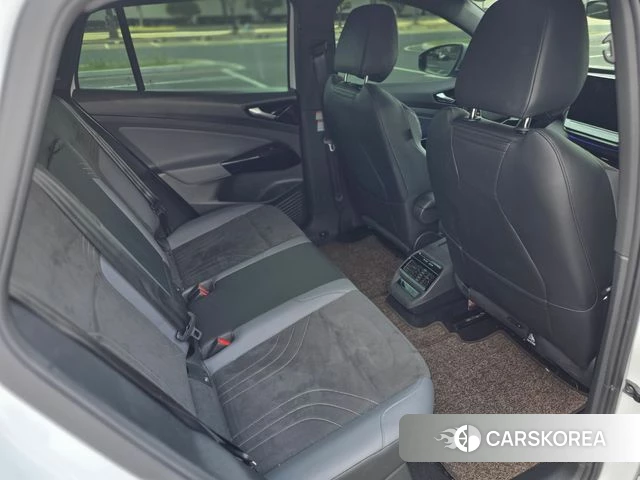 Volkswagen ID.4 2025 Белый из Кореи, фото 5