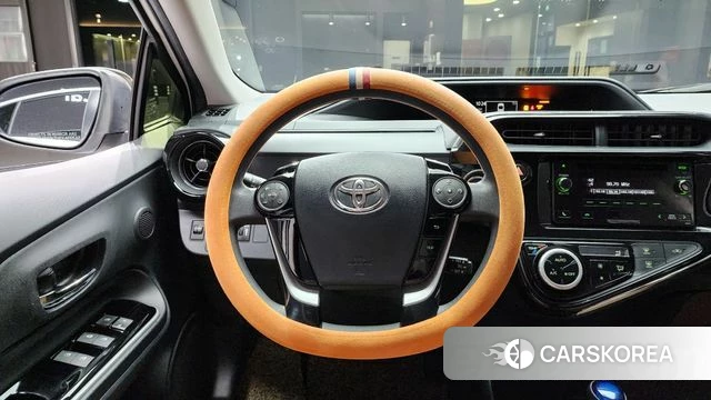 Toyota Prius C 2018 Белый из Кореи, фото 5