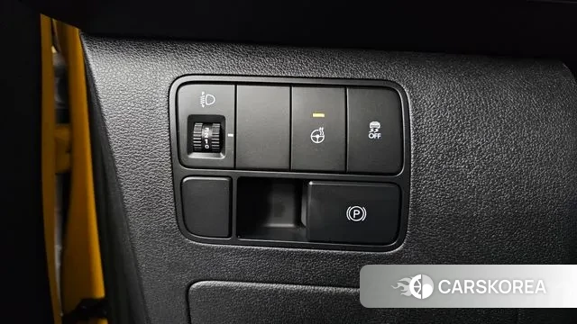 Hyundai Staria 2024 Желтый из Кореи, фото 5